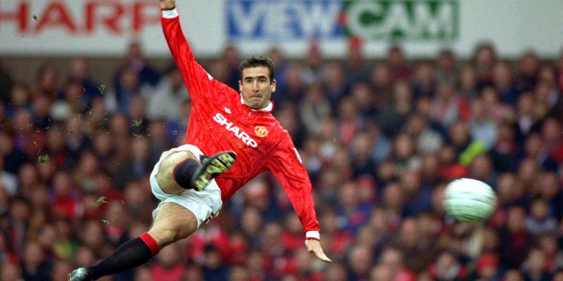 Cantona là vị vua đáng kính của người hâm mộ Quỷ đỏ